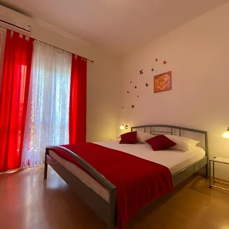 Lina - 30m From The Beach Apartament Pag Town