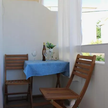 Lina - 30m From The Beach Apartament