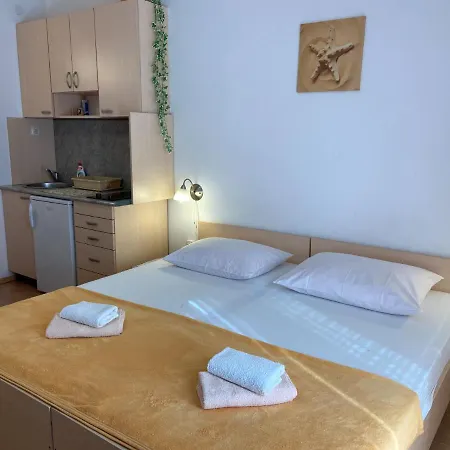 Lina - 30m From The Beach